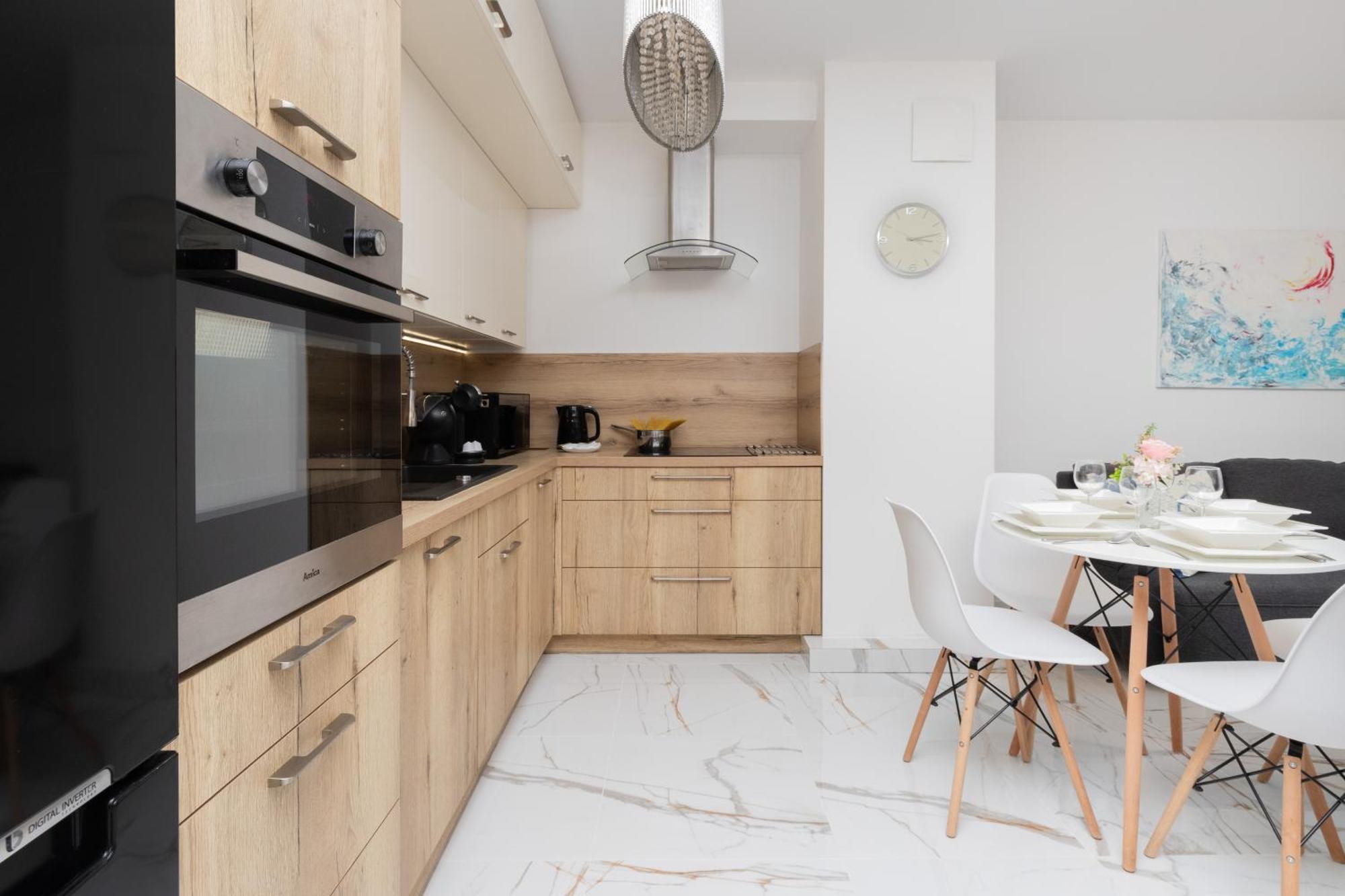 Batorego 7 Apartament With Terrace & Parking Downtown Gdynia By Renters Exterior foto