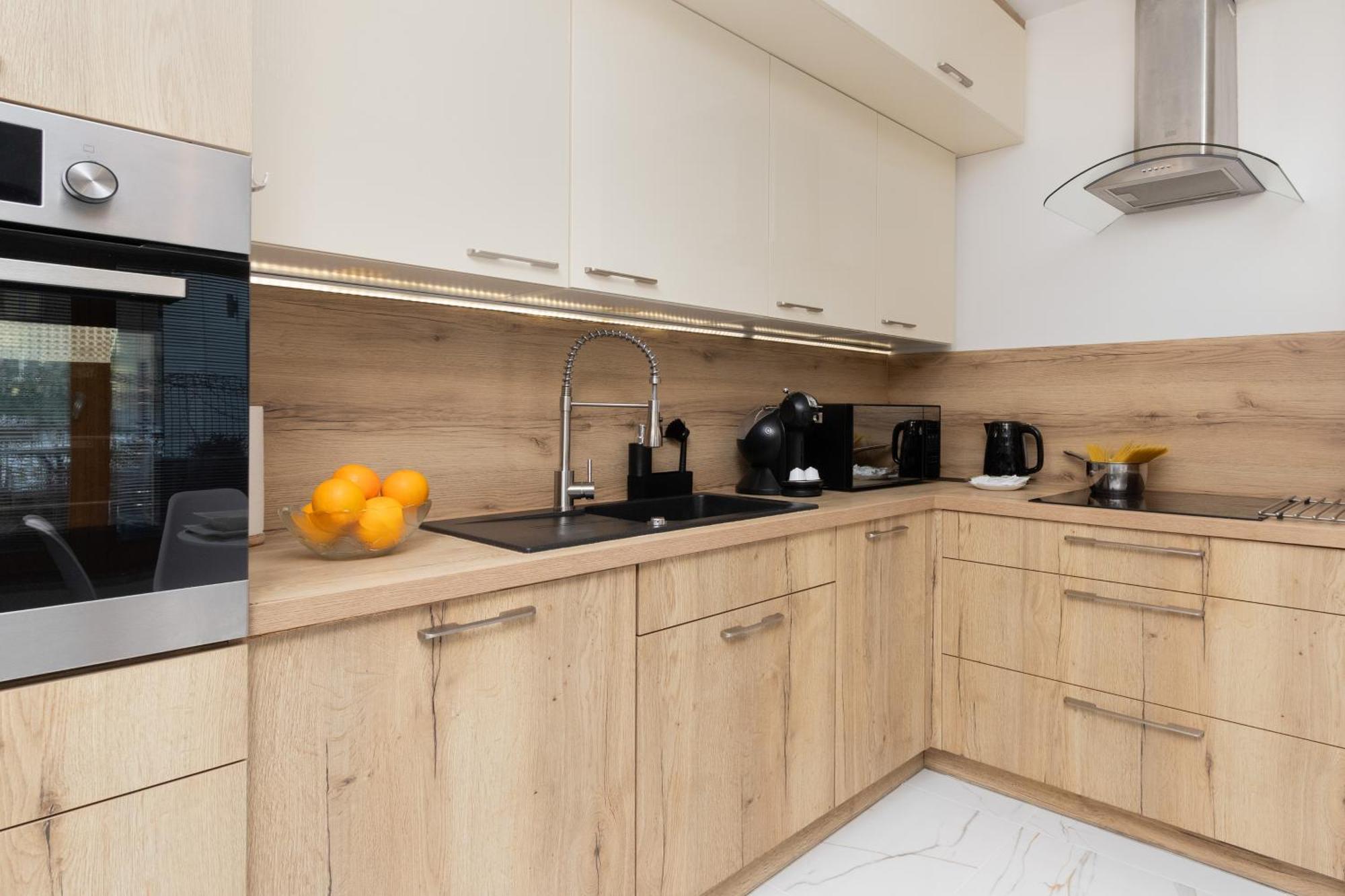 Batorego 7 Apartament With Terrace & Parking Downtown Gdynia By Renters Exterior foto